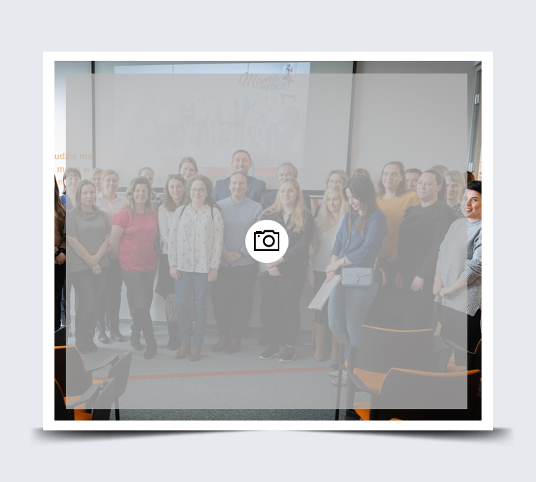 Mockup galeri zdjęć Mama na Etacie